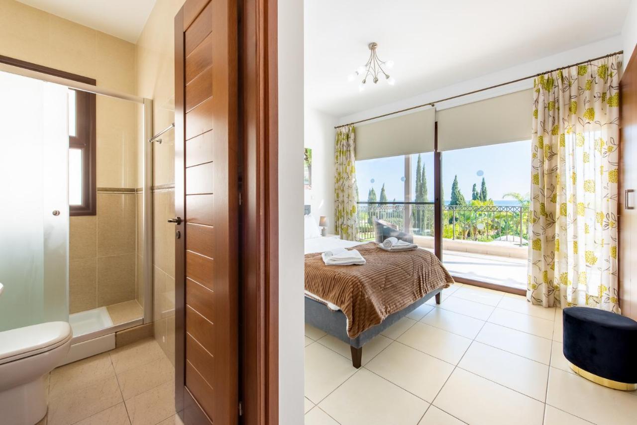 Sea Front Oceanus H2 By Ezoria Villas Aya Napa Dış mekan fotoğraf