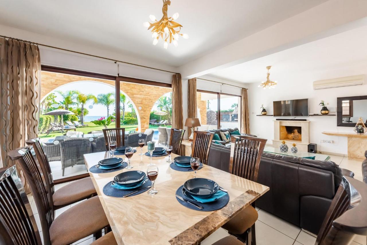 Sea Front Oceanus H2 By Ezoria Villas Aya Napa Dış mekan fotoğraf