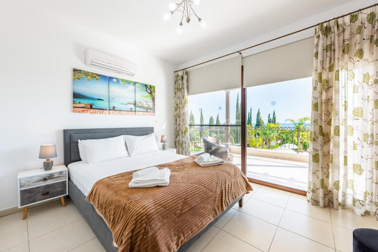 Sea Front Oceanus H2 By Ezoria Villas Aya Napa Dış mekan fotoğraf